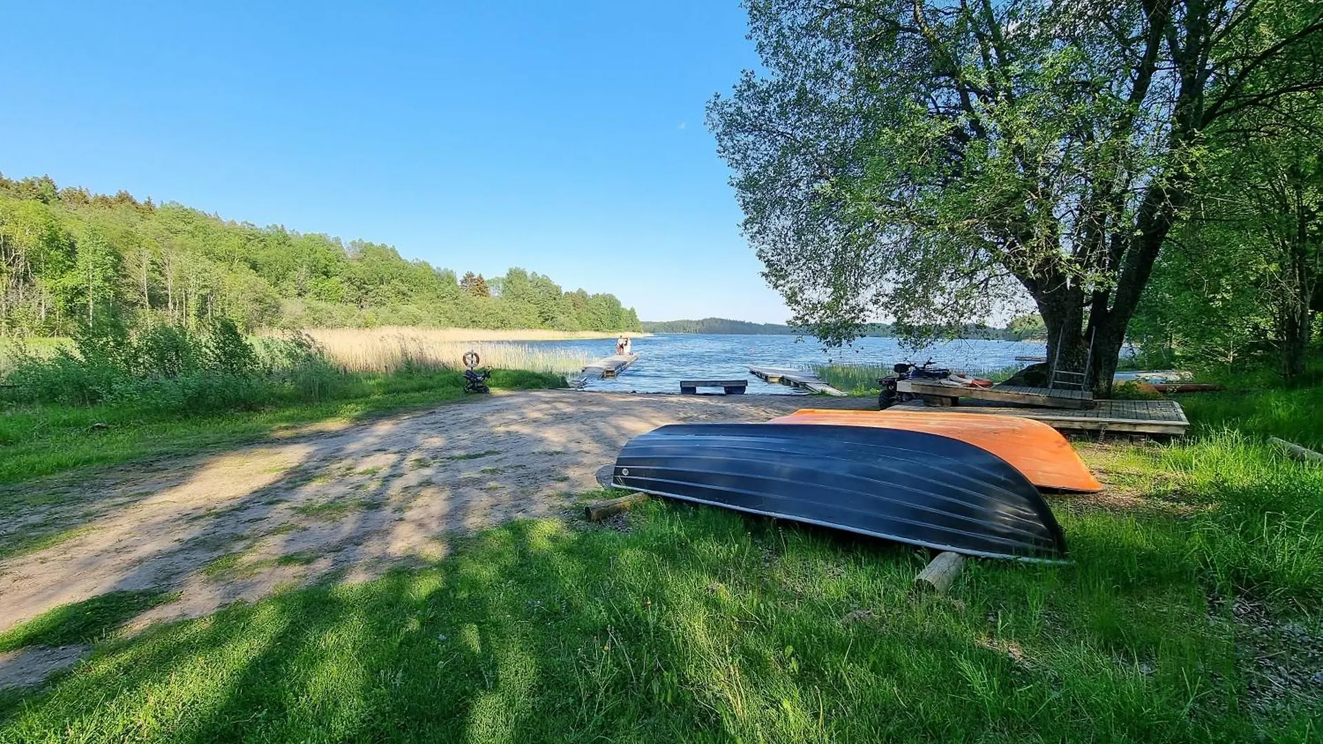 Private Lake Cabin Villa Stockholm