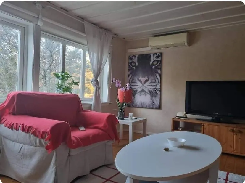 Private Lake Cabin Villa Stockholm